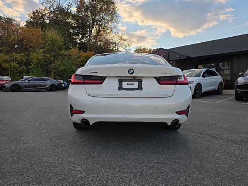 Used 2019 BMW 330i xDrive Sedan w/ Driving Assistance Package image 15