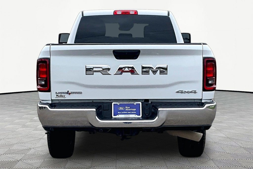 Used 2025 RAM 2500 Lone Star AWD/4WD image 4