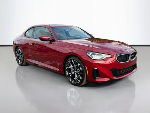 Used 2025 BMW 230i Coupe image 1