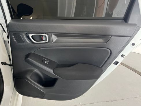 Used 2022 Honda Civic Sport image 28