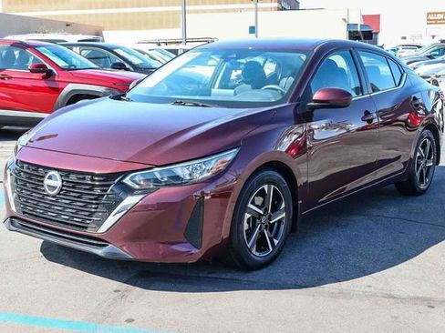 Used 2024 Nissan Sentra SV FWD image 3