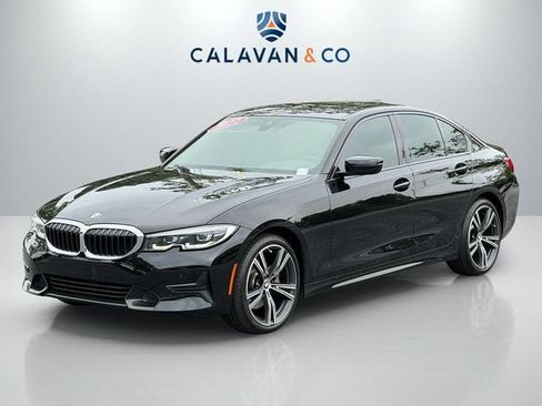 Used 2022 BMW 330i Sedan w/ Driving Assistance Package RWD image 3