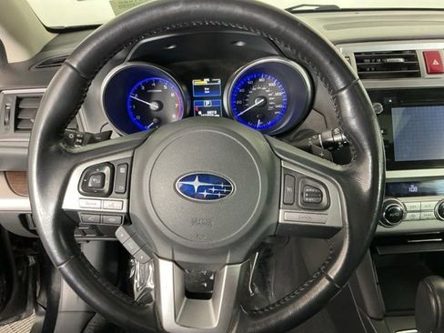 Used 2016 Subaru Outback 2.5i Limited AWD/4WD image 16