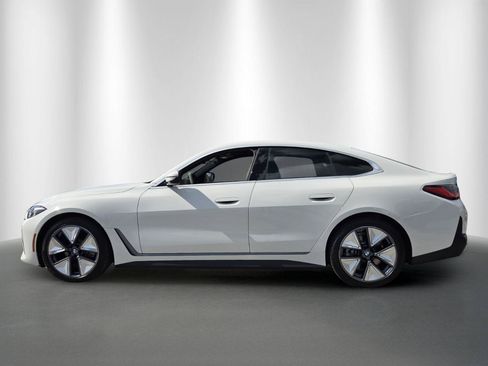 Used 2026 BMW i4 eDrive40 w/ Driving Assistance Package RWD image 4