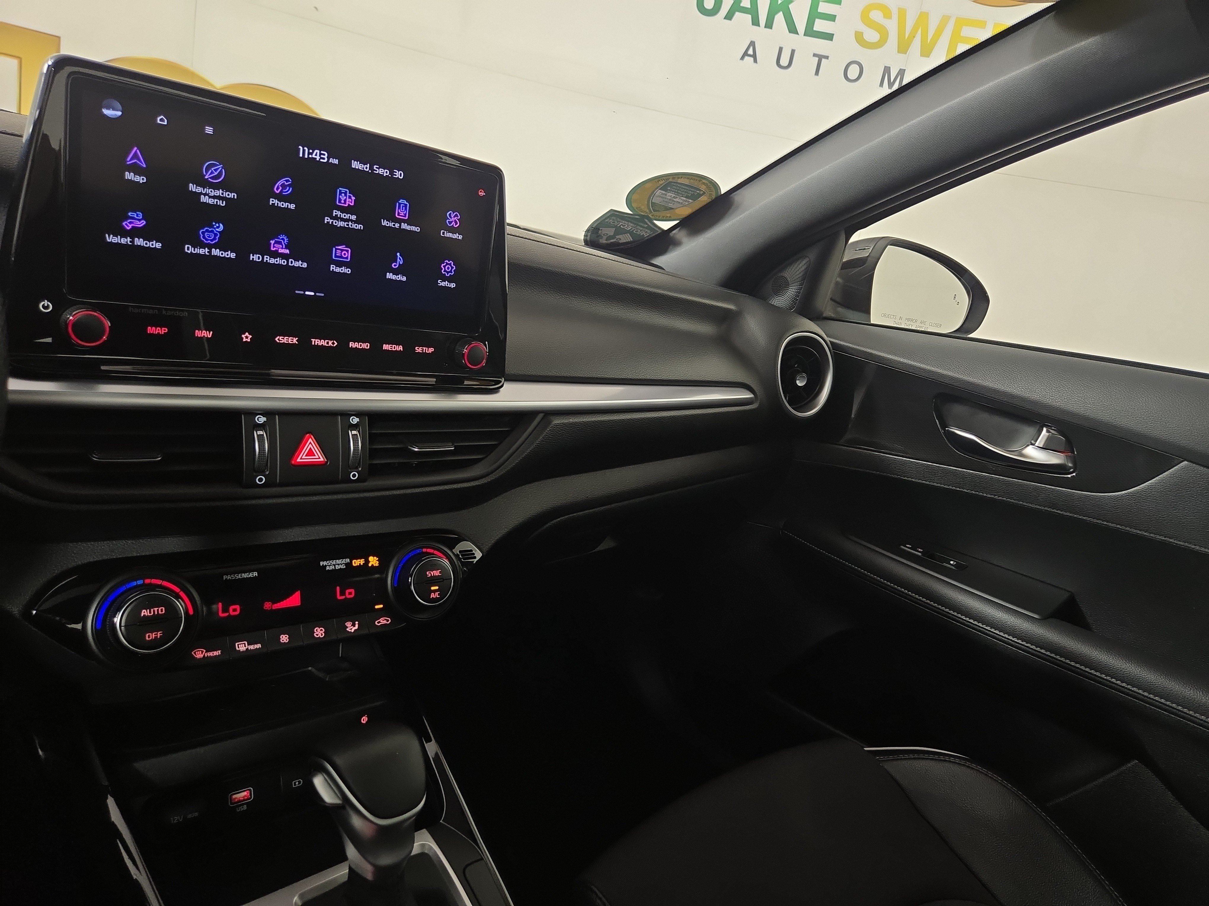 Used 2024 Kia Forte GT-Line w/ GT-Line Premium Package FWD image 23