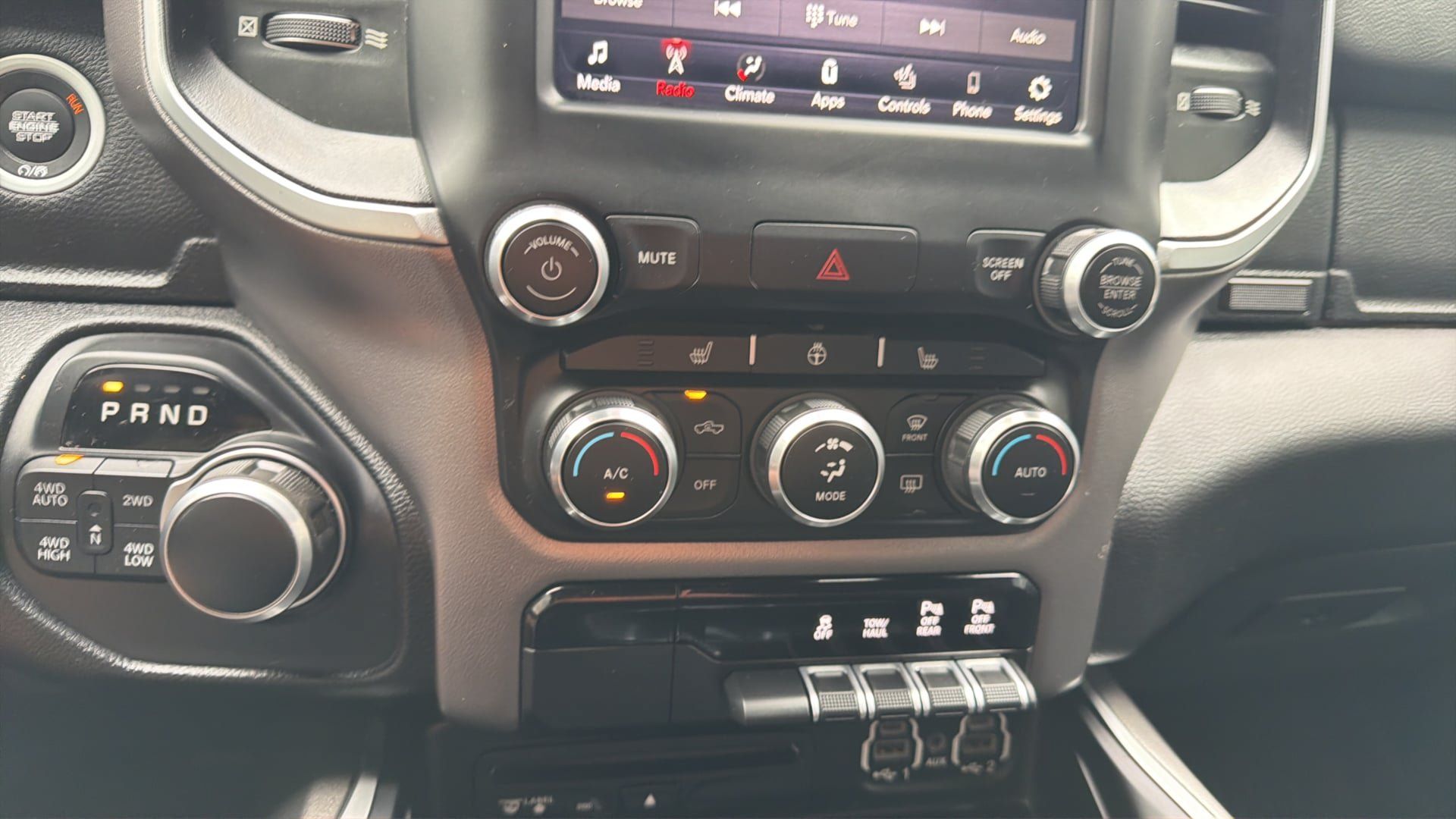 Used 2019 RAM 1500 Big Horn AWD/4WD image 28