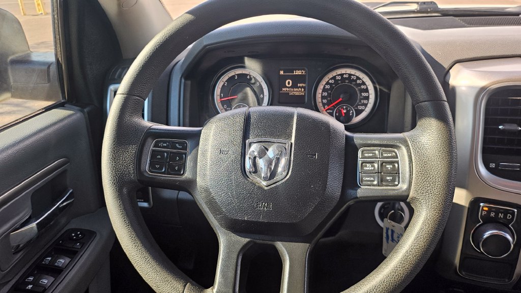 Used 2019 RAM 1500 Classic SLT RWD image 28