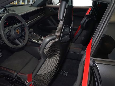 Used 2022 Porsche 911 GT3 RWD image 27