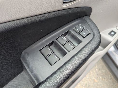 Used 2019 Honda Pilot LX image 11