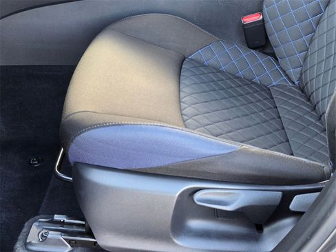 Used 2021 Toyota C-HR XLE image 13