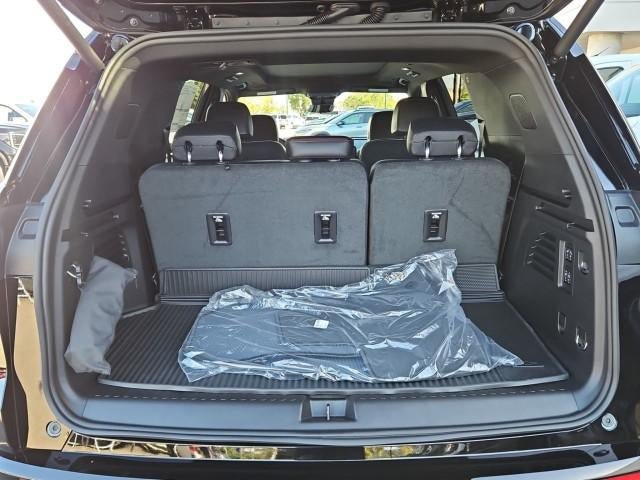 New 2027 Chevrolet Traverse RS FWD image 27