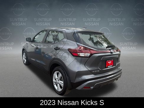 Used 2023 Nissan Kicks S FWD image 3