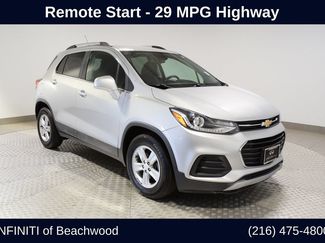 Used 2020 Chevrolet Trax LT FWD video 1