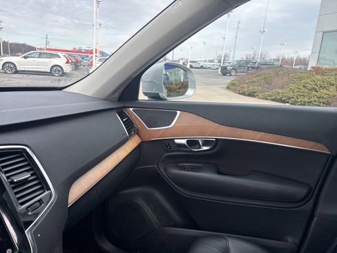 Certified 2023 Volvo XC90 B5 Plus image 26