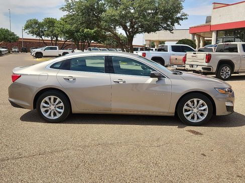 Used 2025 Chevrolet Malibu LT FWD image 5