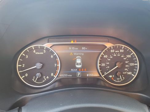 Used 2024 Nissan Altima 2.5 SV FWD image 14