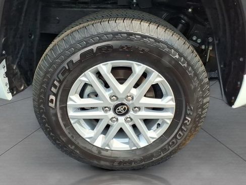 Certified 2026 Toyota Tundra SR5 AWD/4WD image 30
