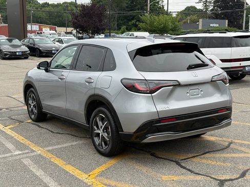 Used 2025 Honda HR-V EX-L image 3
