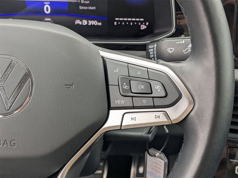 Used 2025 Volkswagen Jetta Sport image 19