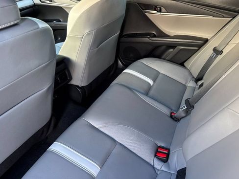 Certified 2025 Toyota Camry SE FWD image 11