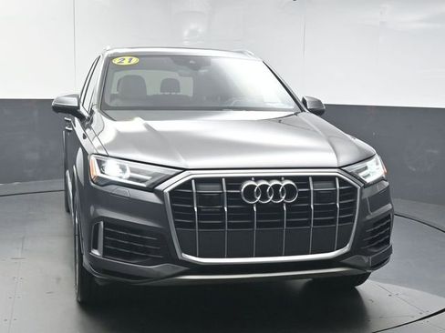 Used 2021 Audi Q7 3.0T Premium Plus w/ Executive Package image 3