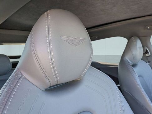 Used 2021 Aston Martin DBX Base image 38