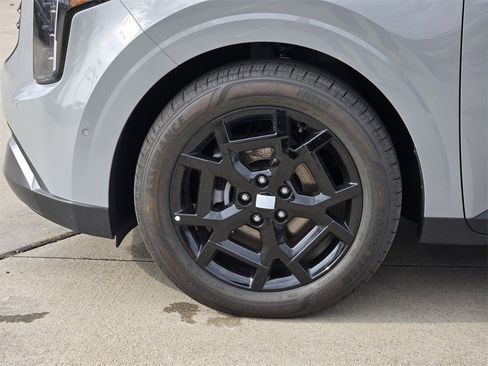 New 2026 Kia Carnival SX Prestige image 8