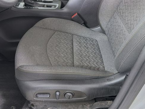 Used 2022 Chevrolet Equinox LT AWD/4WD image 22