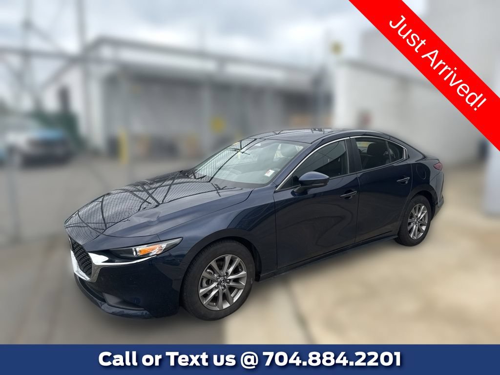 Used 2024 MAZDA MAZDA3 s FWD image 1