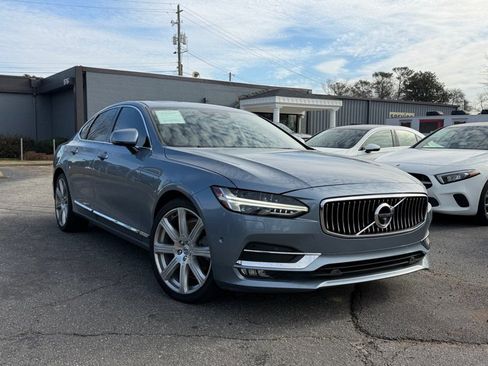 Used 2017 Volvo S90 T6 Inscription w/ Vision Package image 2