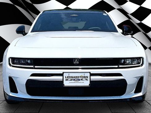 Used 2026 Dodge Charger Scat Pack AWD/4WD image 3