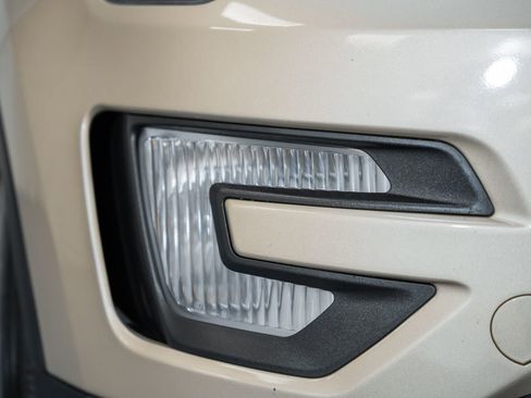 Certified 2017 Ford Explorer XLT w/ Equipment Group 202A image 10