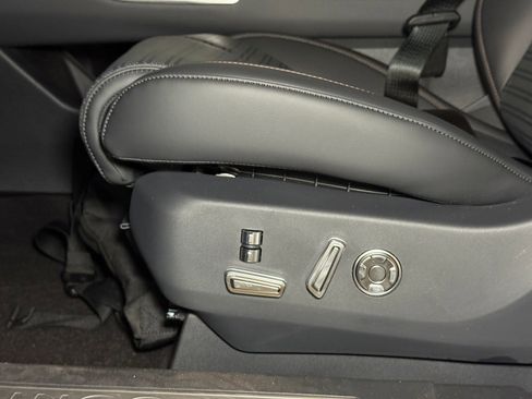 New 2026 Lincoln Nautilus Reserve AWD/4WD image 26