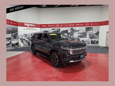 Certified 2024 Chevrolet Suburban High Country w/ Advanced Technology Package AWD/4WD image 1