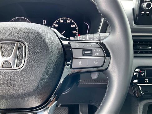 Used 2024 Honda Pilot Touring image 19