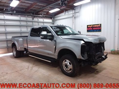 Used 2023 Ford F350 Lariat w/ FX4 Off-Road Package image 1