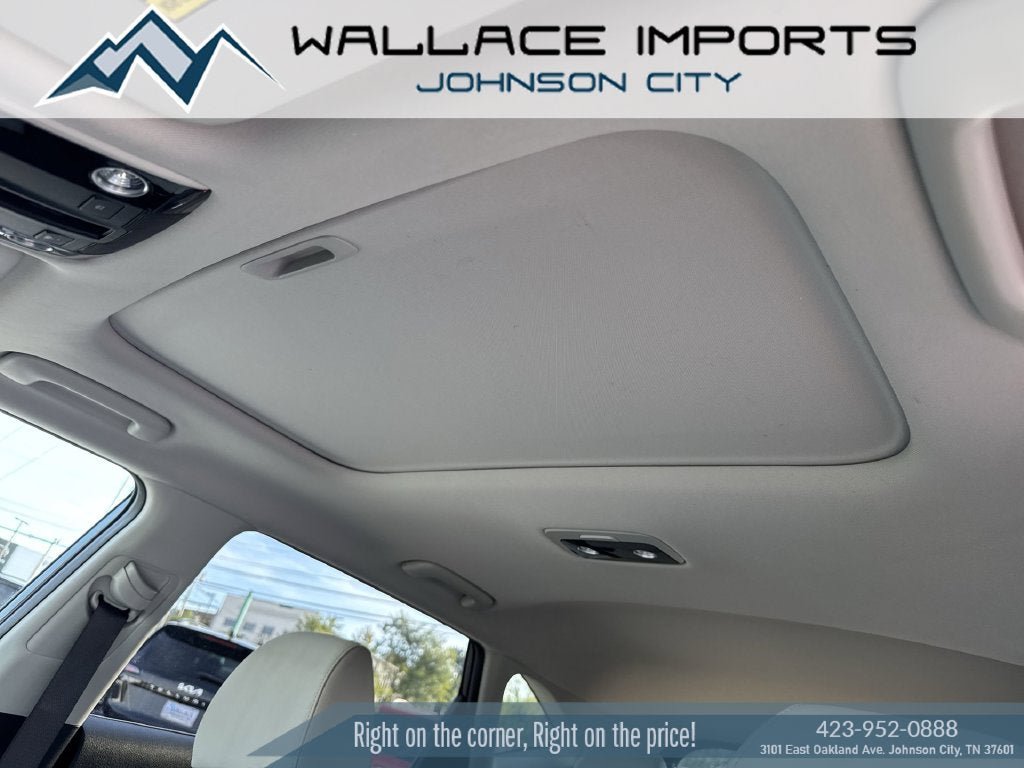 Used 2023 Kia Seltos SX w/ SX Sunroof Package AWD/4WD image 14