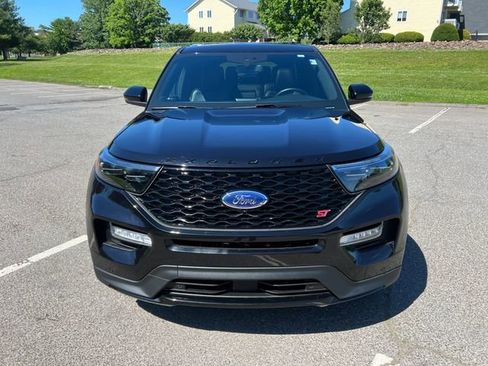 Used 2022 Ford Explorer ST w/ Equipment Group 401A AWD/4WD image 3