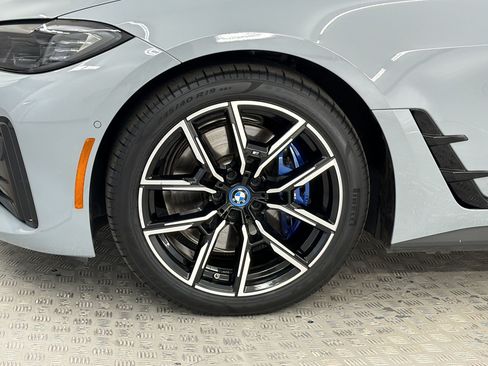 Used 2024 BMW i4 eDrive40 w/ M Sport Package RWD image 13
