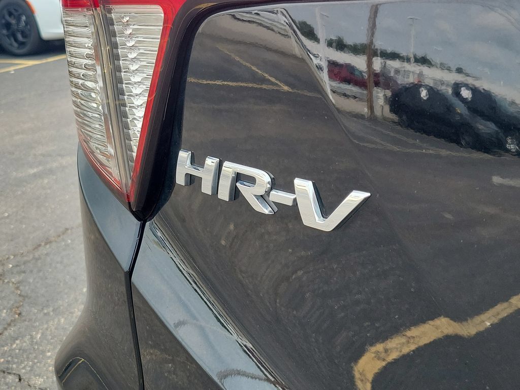 Used 2022 Honda HR-V EX-L image 8