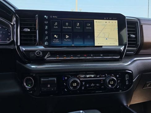 Used 2024 Chevrolet Silverado 1500 High Country w/ High Country Premium Package image 23