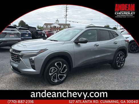 New 2026 Chevrolet Trax RS w/ Driver Confidence Package FWD image 1