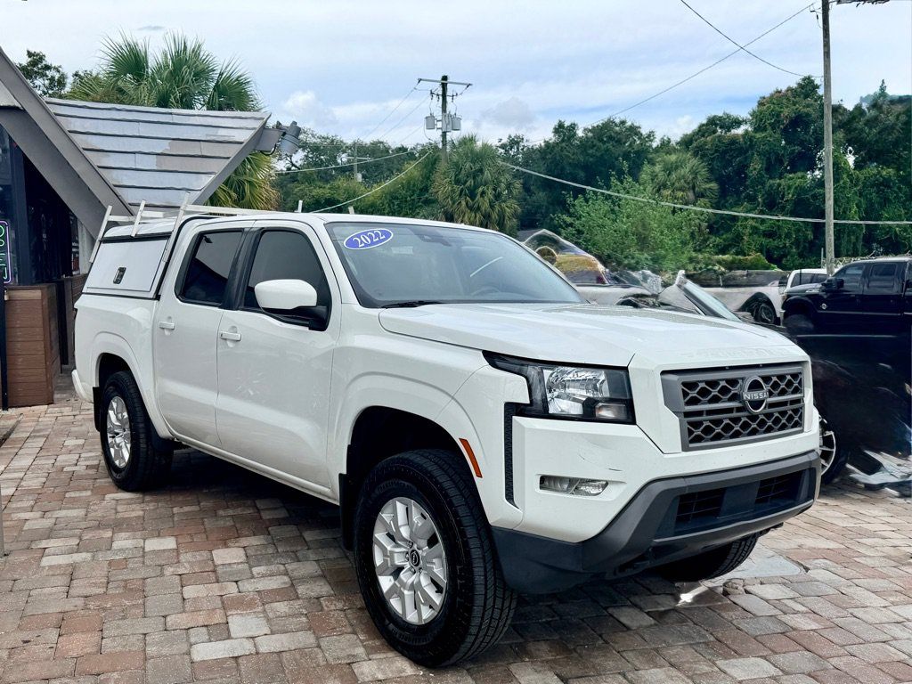 Used 2022 Nissan Frontier SV AWD/4WD image 2