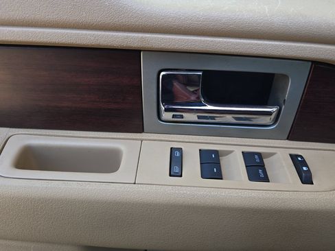 Used 2014 Ford F150 King Ranch w/ King Ranch Luxury Package AWD/4WD image 11