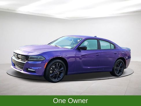 Used 2023 Dodge Charger SXT w/ Blacktop Package image 3