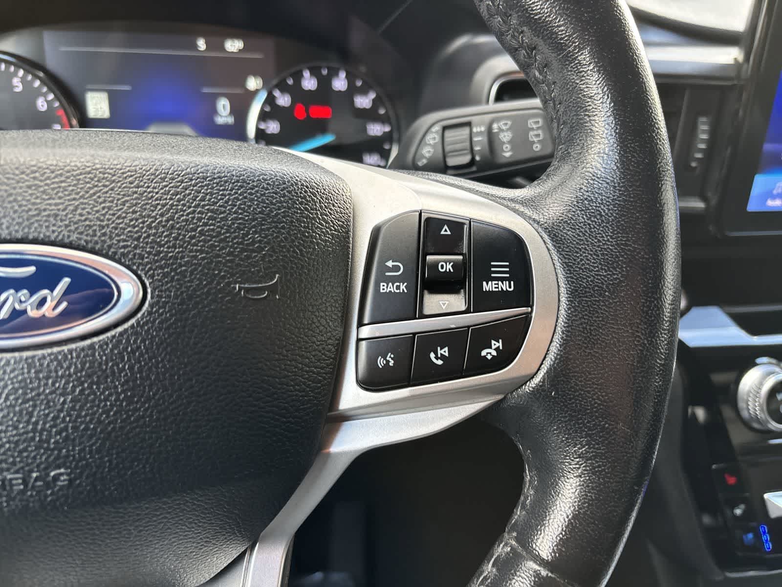 Used 2023 Ford Explorer Limited AWD/4WD image 13