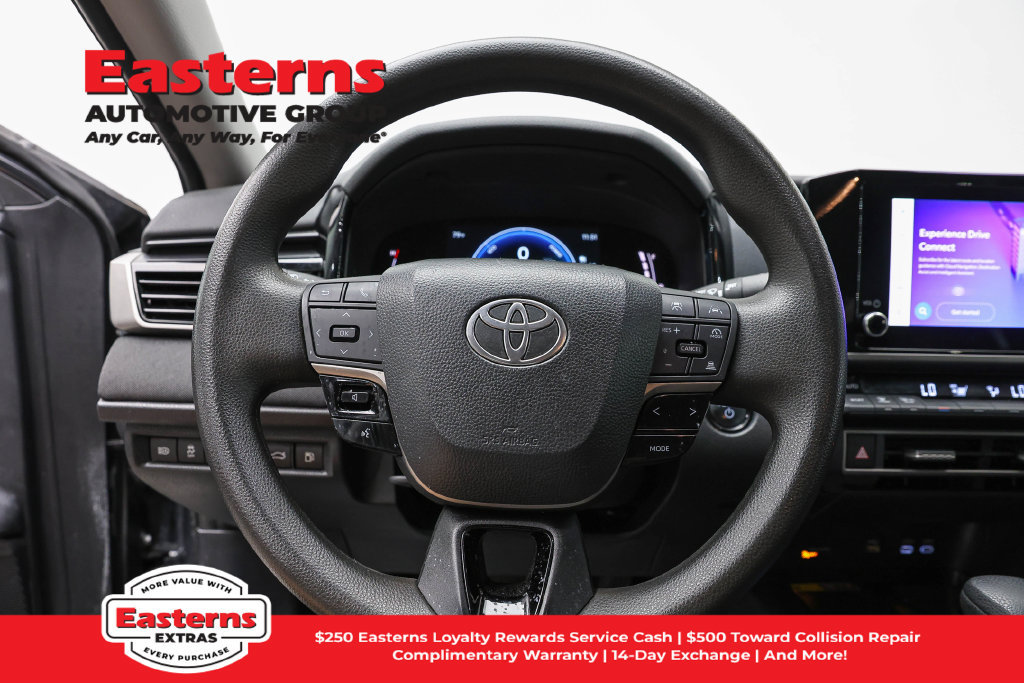 Used 2025 Toyota Camry LE FWD image 12