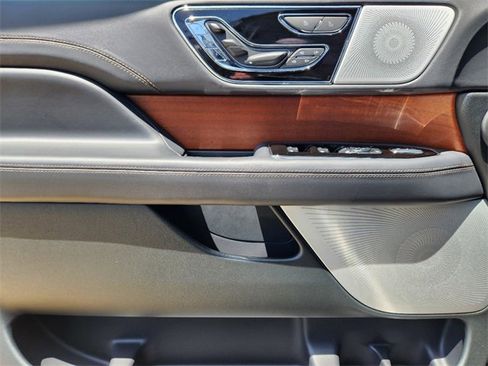New 2024 Lincoln Navigator Black Label image 23