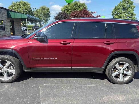Used 2021 Jeep Grand Cherokee L Limited AWD/4WD image 7