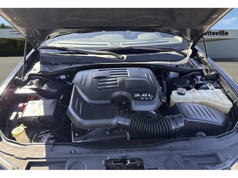 Used 2022 Chrysler 300 Touring L w/ Popular Equipment Group image 30